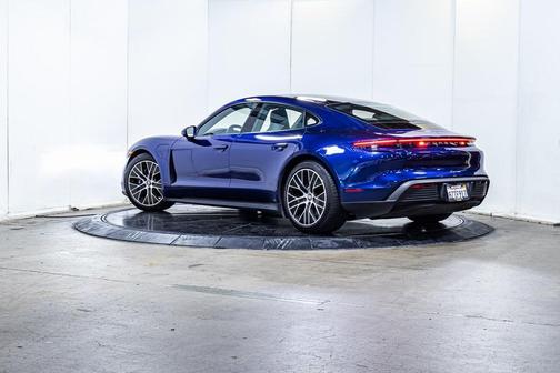 2022 Porsche Taycan