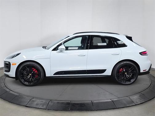 2025 Porsche Macan GTS