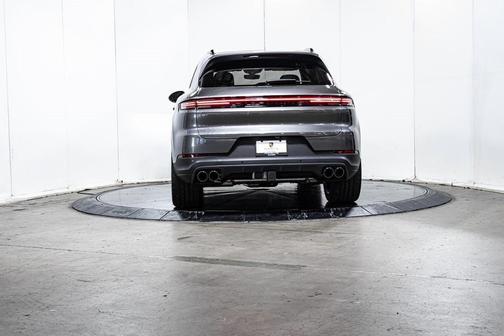2025 Porsche Cayenne Cayenne