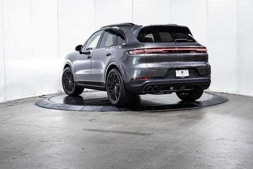 2025 Porsche Cayenne Cayenne