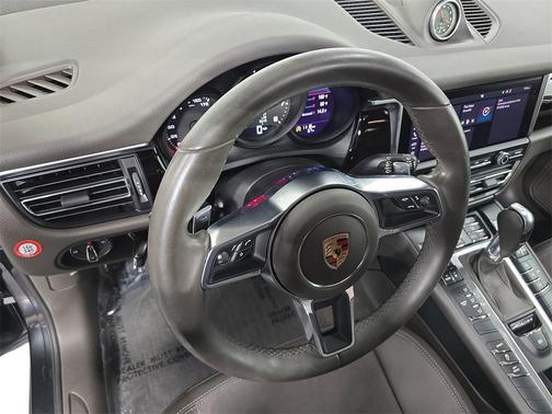 2019 Porsche Macan 