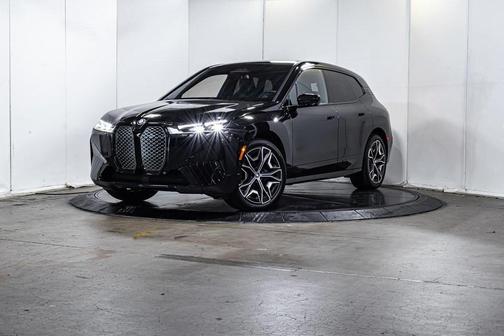 2025 BMW iX xDrive50