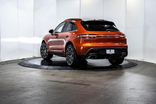 2025 Porsche Macan 