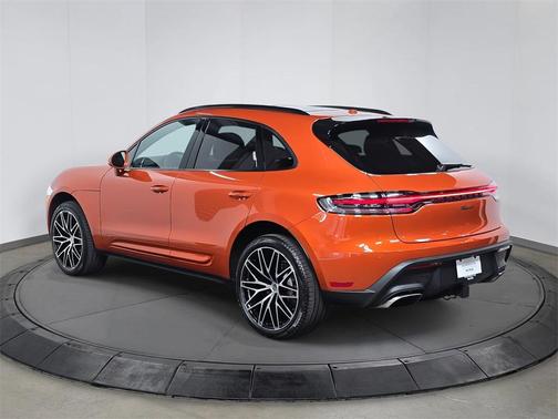 2025 Porsche Macan 