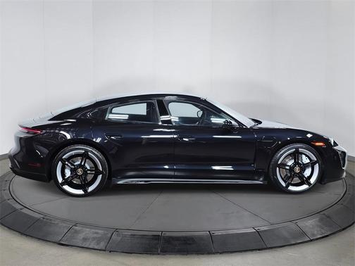 2023 Porsche Taycan GTS