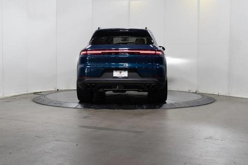 2025 Porsche Cayenne Cayenne