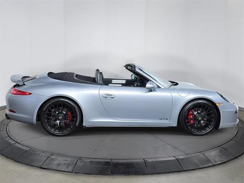2015 Porsche 911 Carrera GTS
