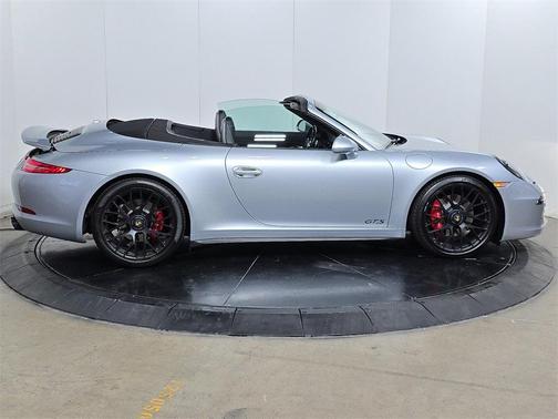2015 Porsche 911 Carrera GTS
