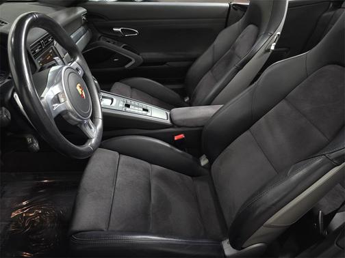 2015 Porsche 911 Carrera GTS