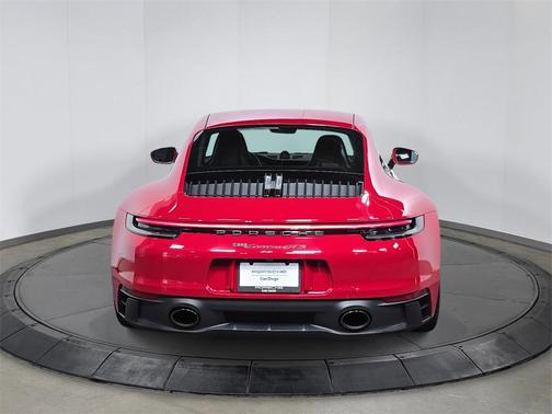 2024 Porsche 911 Carrera GTS