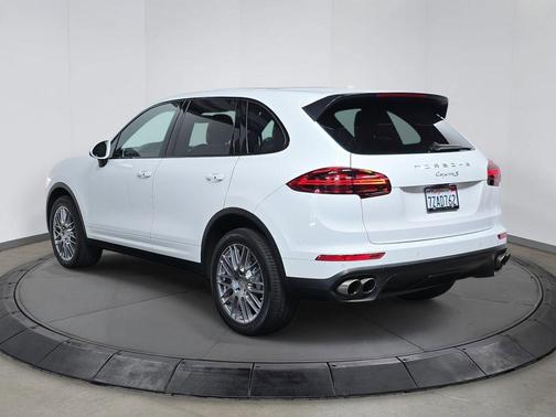 2017 Porsche Cayenne S