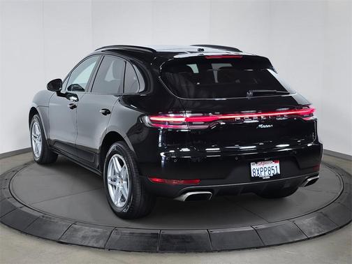 2021 Porsche Macan 