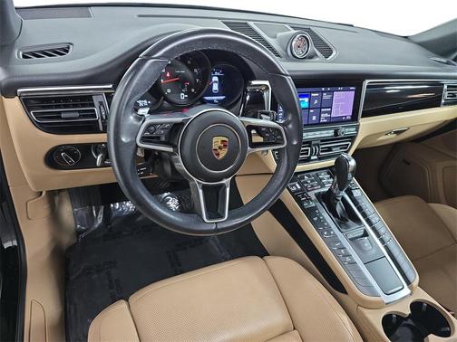 2021 Porsche Macan 