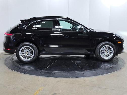 2021 Porsche Macan 