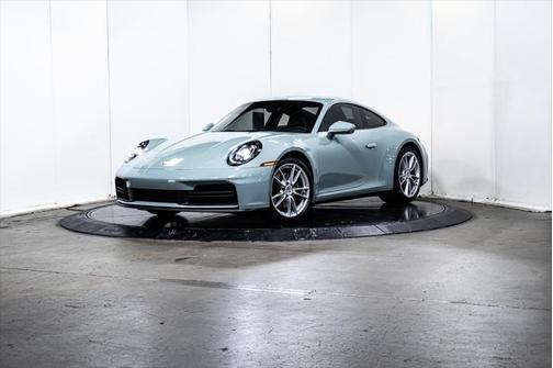 2025 Porsche 911 Carrera