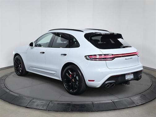 2025 Porsche Macan GTS