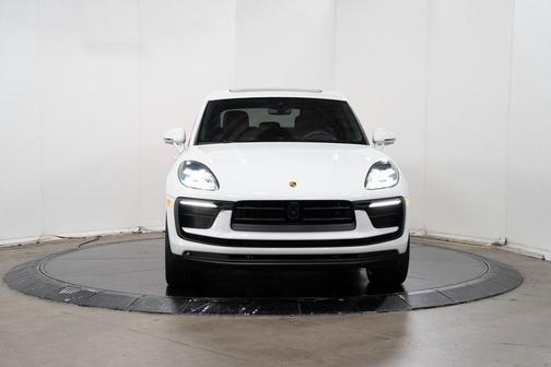 2024 Porsche Macan 