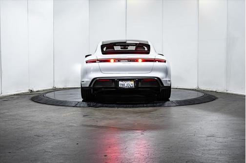 2025 Porsche Taycan