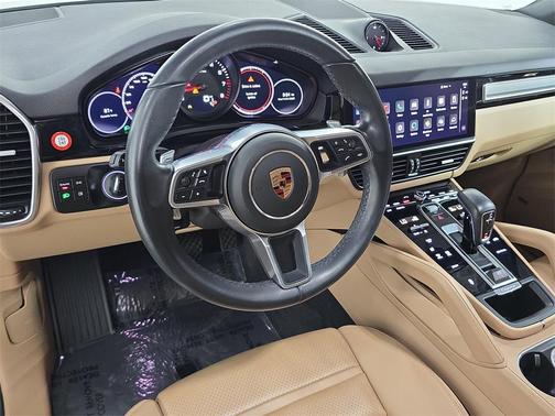 2022 Porsche Cayenne Platinum Edition