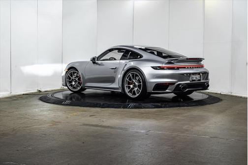 2024 Porsche 911 Turbo