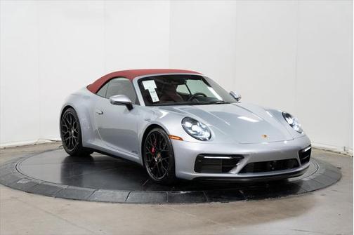2022 Porsche 911 Carrera 4 GTS