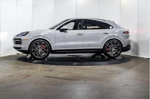 2025 Porsche Cayenne S