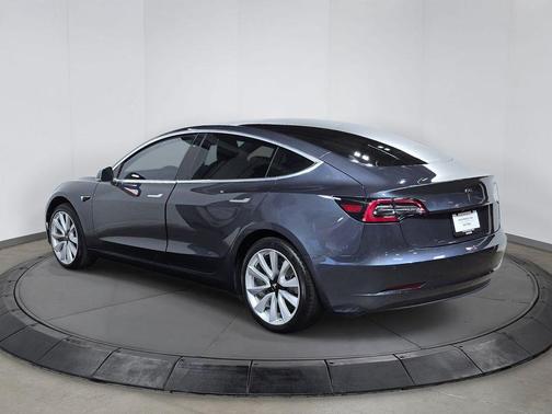 Midnight Silver Metallic 2020 Tesla Model 3 Standard Range Plus