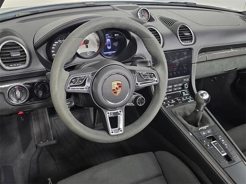 2025 Porsche 718 Boxster GTS 4.0
