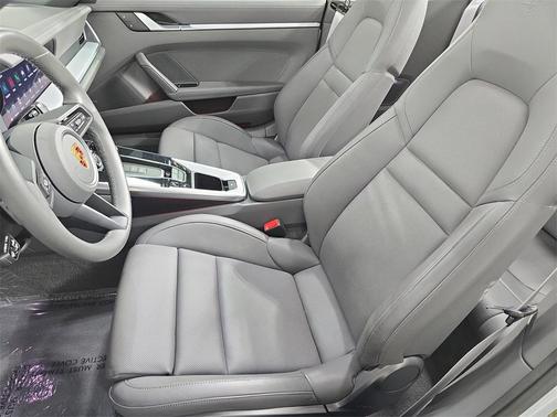 2024 Porsche 911 Carrera