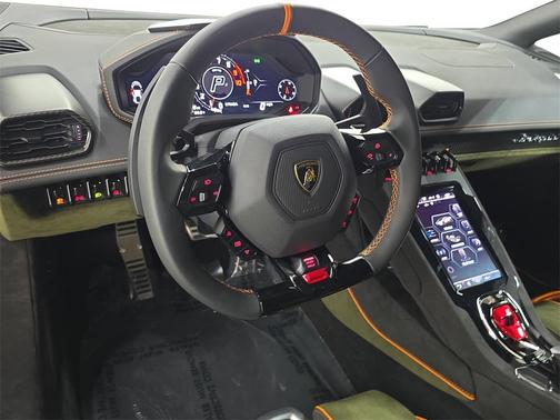 2024 Lamborghini Huracan Sterrato 