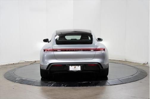 2025 Porsche Taycan