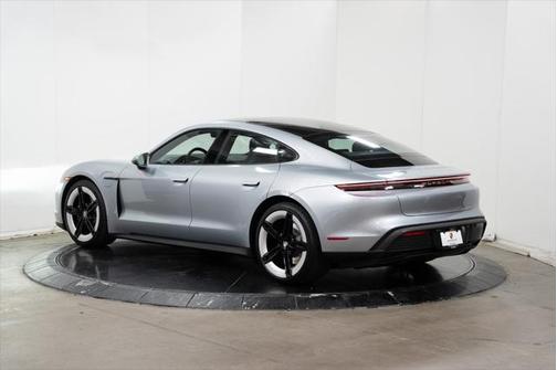 2025 Porsche Taycan