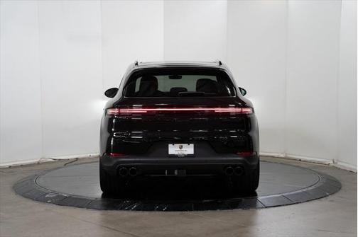 2024 Porsche Cayenne