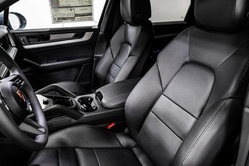 2025 Porsche Cayenne Cayenne