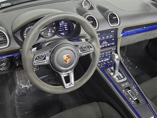 2023 Porsche 718 Spyder