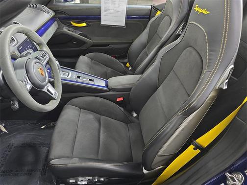 2023 Porsche 718 Spyder