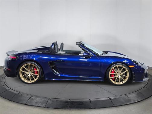 2023 Porsche 718 Spyder