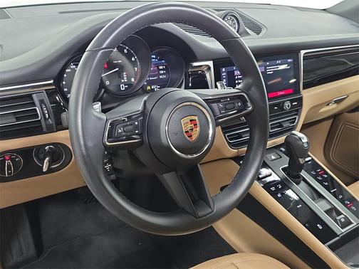 2024 Porsche Macan