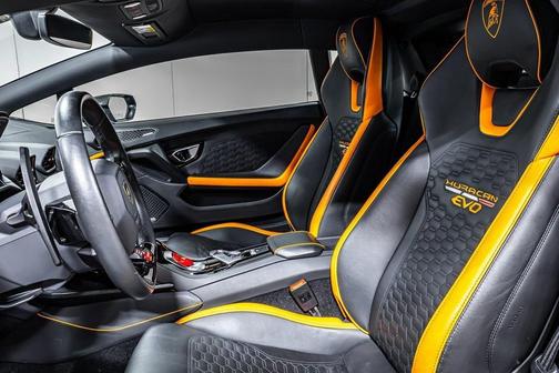 2022 Lamborghini Huracan EVO Coupe RWD