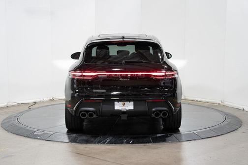 2024 Porsche Macan 
