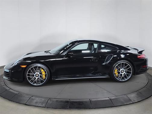 2019 Porsche 911 Turbo S