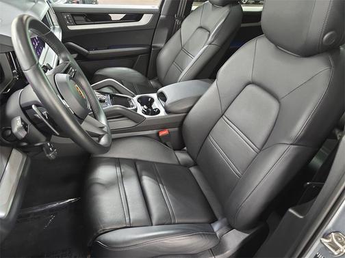 2024 Porsche Cayenne Cayenne