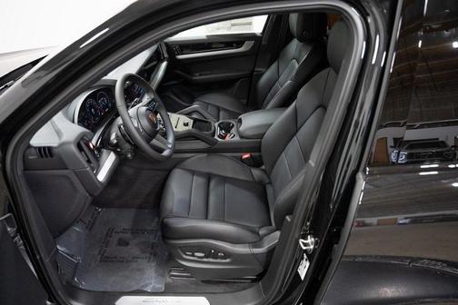 2024 Porsche Cayenne Cayenne