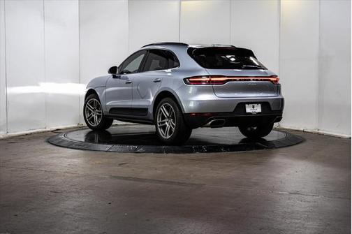 2021 Porsche Macan Base