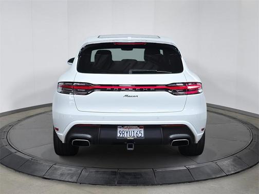 2024 Porsche Macan 