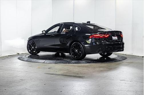 2024 Jaguar XF R-Dynamic SE P250 RWD Automatic