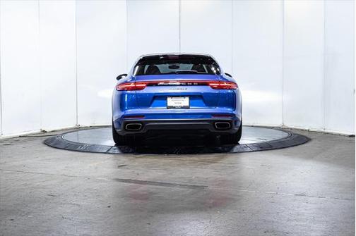 2018 Porsche Panamera E-Hybrid Sport Turismo 4