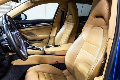 2018 Porsche Panamera E-Hybrid Sport Turismo 4