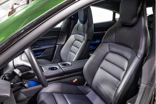 2025 Porsche Taycan 4S