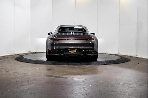 2024 Porsche 911 Targa 4S